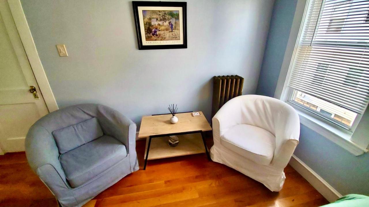 Near Train Station Gorgeous 3-Bedroom Apartment With Patios Boston Esterno foto